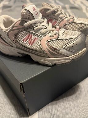 New Balance 530 Bungee Kids Pink & White Mesh Athletic Sneakers